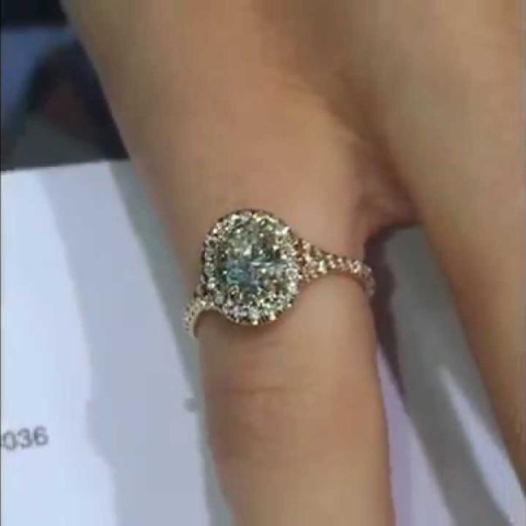 1 ct Oval Rose Gold Halo w/Split