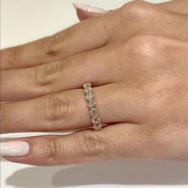 3 ct Round Diamond Signature Wrap Eterntiy Band