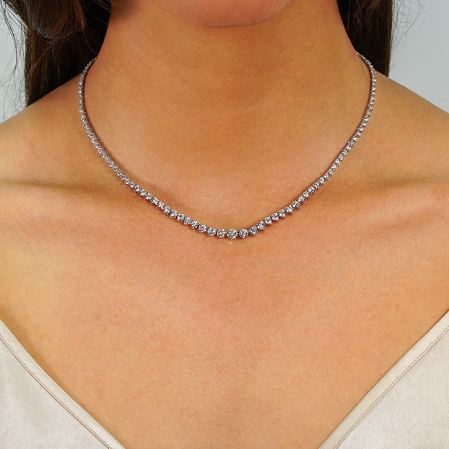 8.30 carat TW Diamond 18k White Gold Tennis Necklace
